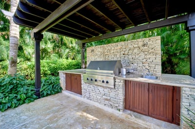 Luxury Villa Photo #17