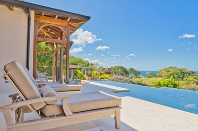 Luxury Villa Photo #5
