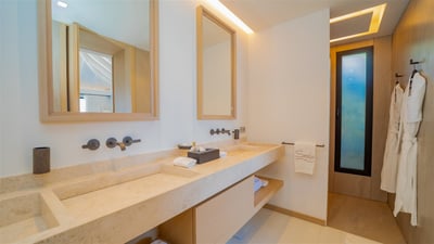 Luxury Villa Photo #46