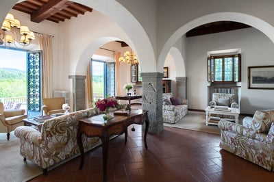 Luxury Villa Photo #9