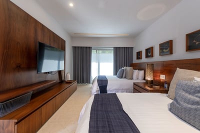 Luxury Villa Photo #81