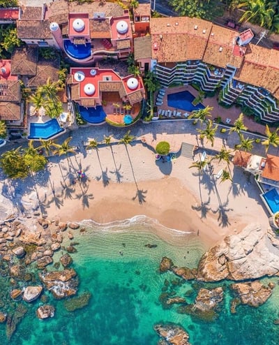 Luxury Villa Photo #4