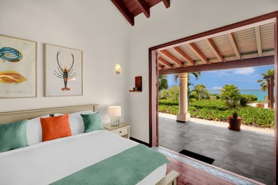 Luxury Villa Photo #43