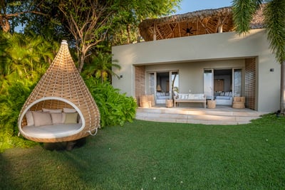 Luxury Villa Photo #36