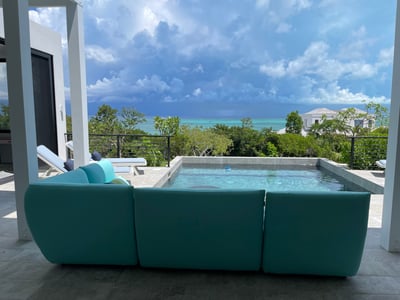 Luxury Villa Photo #13