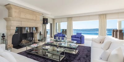 Luxury Villa Photo #11