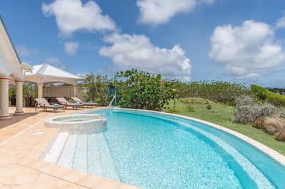 Luxury Villa Photo #12