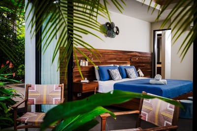 Luxury Villa Photo #23