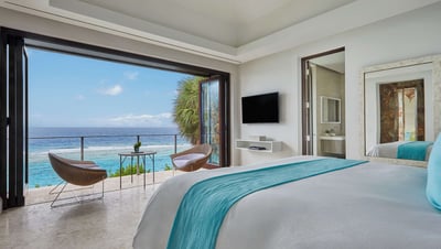 Luxury Villa Photo #13