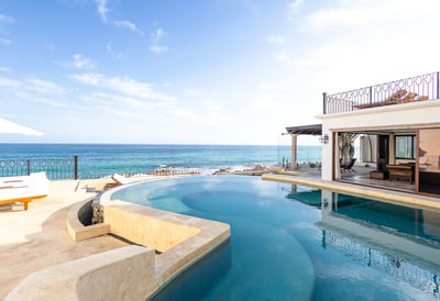 Luxury Villa Photo #6