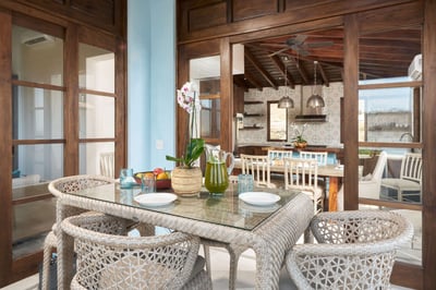 Luxury Villa Photo #2