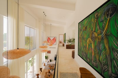 Luxury Villa Photo #18