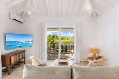 Luxury Villa Photo #23