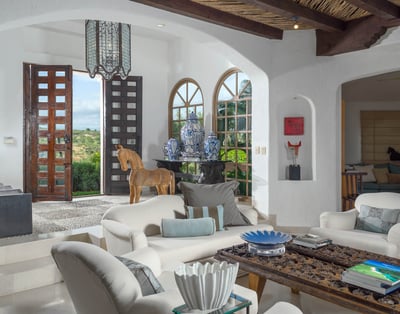 Luxury Villa Photo #22