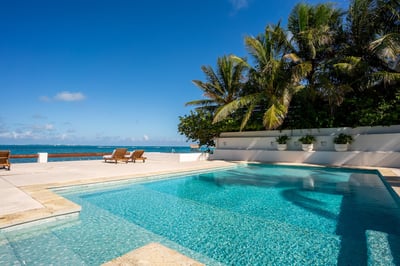 Luxury Villa Photo #4