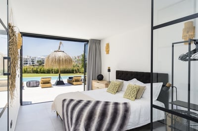 Luxury Villa Photo #20