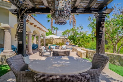Luxury Villa Photo #12