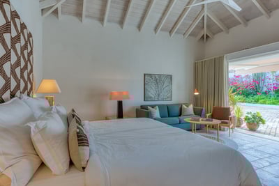Luxury Villa Photo #38