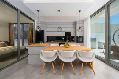Luxury Villa Photo #11