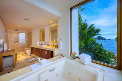 Luxury Villa Photo #34