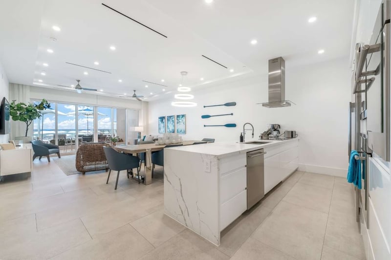 Club Suites at Rum Point 3 BDM Pool Suite