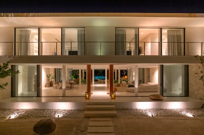 Luxury Villa Photo #27