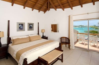 Luxury Villa Photo #9