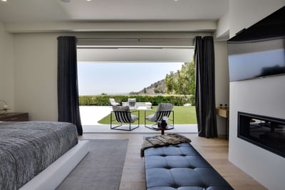 Luxury Villa Photo #26