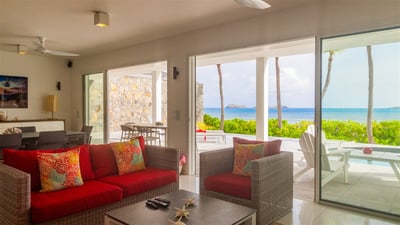 Luxury Villa Photo #12