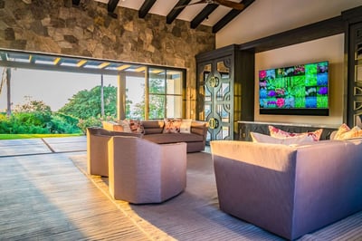 Luxury Villa Photo #12