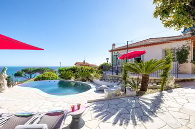 Luxury Villa Photo #5