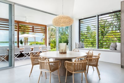 Luxury Villa Photo #23