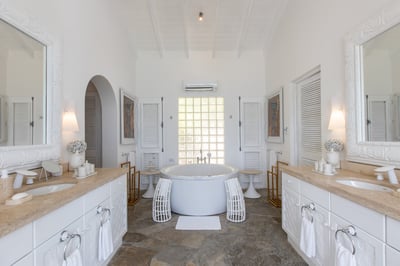 Luxury Villa Photo #52