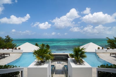 Luxury Villa Photo #11