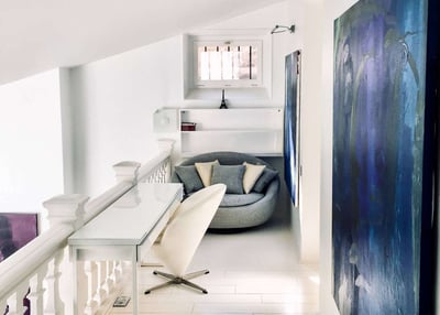 Luxury Villa Photo #11
