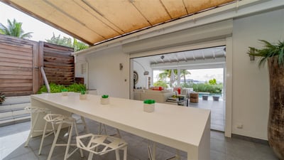 Kitchen & Dining Area