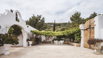 Luxury Villa Photo #9