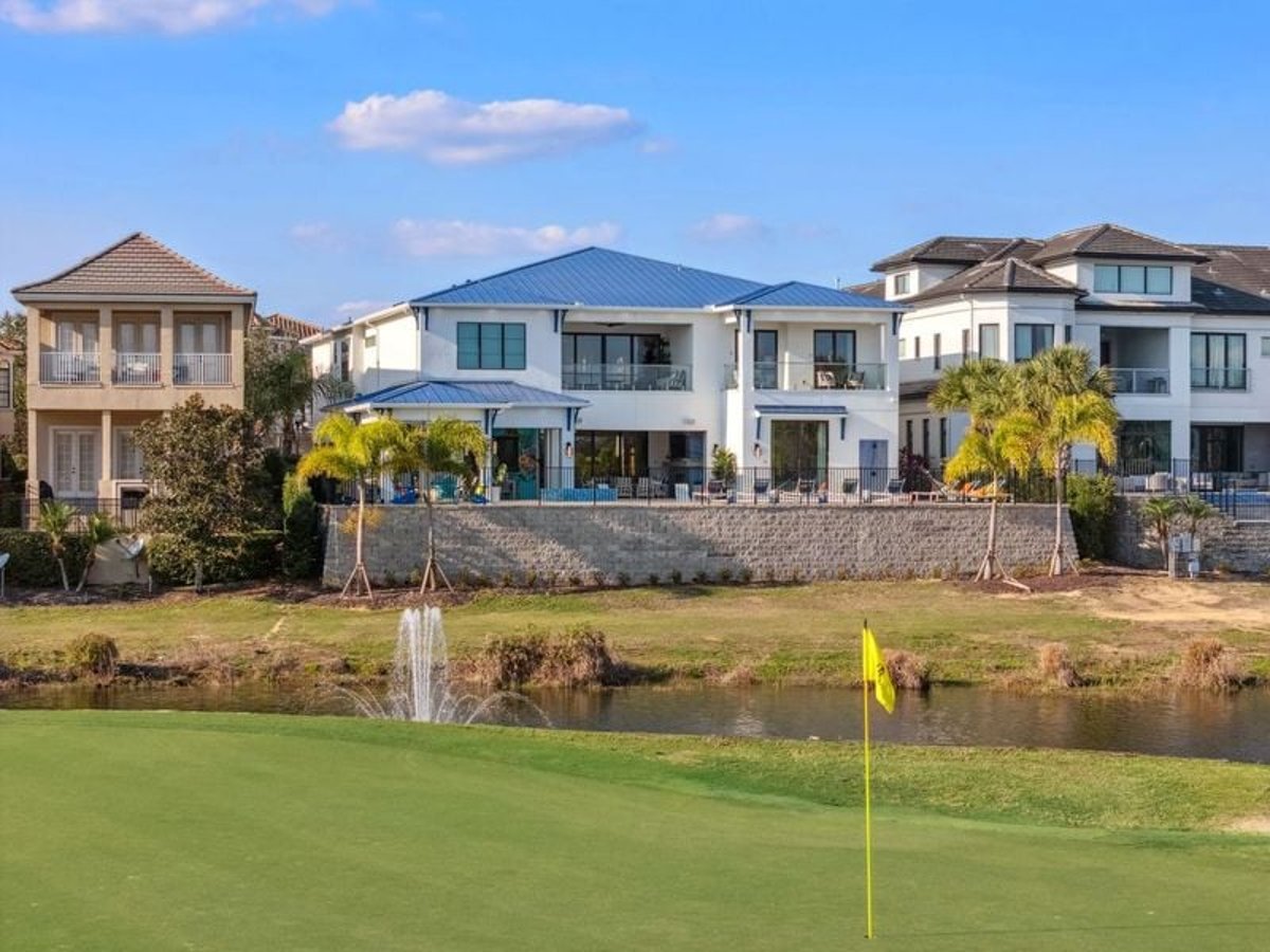 Seaside Serenity Lodge