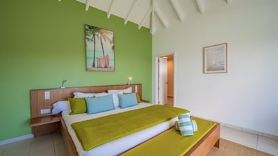 Luxury Villa Photo #27