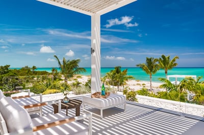 Luxury Villa Photo #18