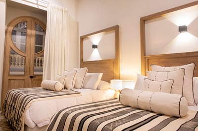 Luxury Villa Photo #26
