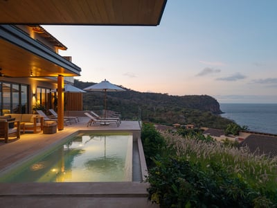 Luxury Villa Photo #5