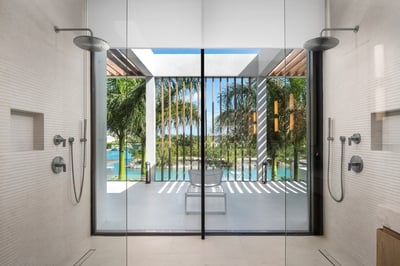 Luxury Villa Photo #48