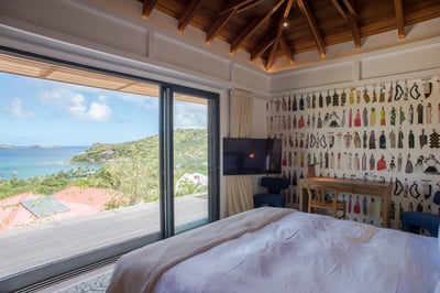 Luxury Villa Photo #33