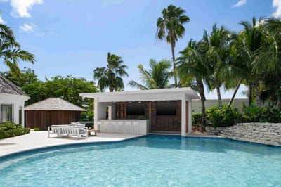 Luxury Villa Photo #6