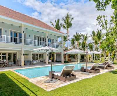 Luxury Villa Photo #7