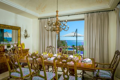 Luxury Villa Photo #15