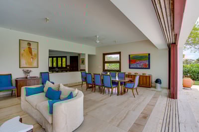 Luxury Villa Photo #21