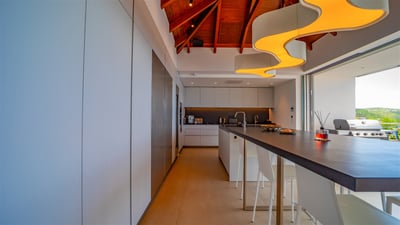 Luxury Villa Photo #27