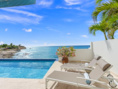 Luxury Villa Photo #5